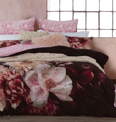 Logan \u0026 Mason Rosetta Duvet Cover Set 