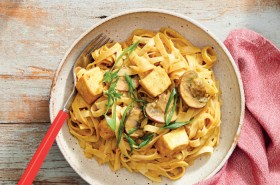 Campbells-Satay-Noodle-Stir-fry on sale