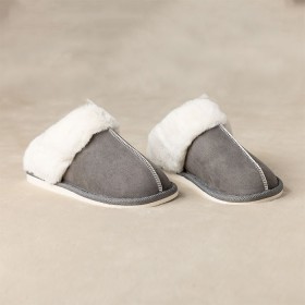 Tyra-Slippers on sale