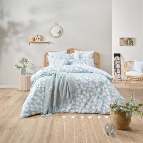NEW-Ombre-Home-Country-Living-Ainsley-Duvet-Cover-Set on sale