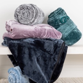 Mink-Feel-Blankets on sale