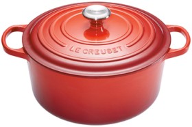 Le-Creuset-Round-Casserole-Dish on sale